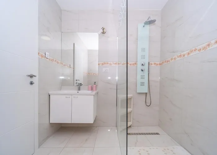 Biber فيلة ماتولي